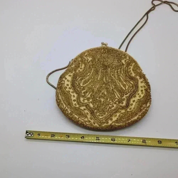 Handmade Beaded Oval purse with Metal Strap yellow/gold - Picture 8 of 8